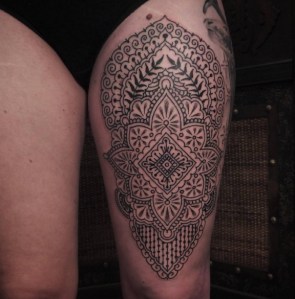 mehndi ornament tattoo dotwork
